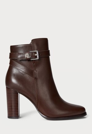 BROOKE II CALFSKIN BOOTIE HEEL - High heeled ankle boots - dark hickory