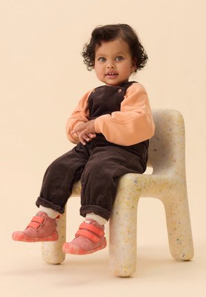 Affenzahn, AFFENZAHN UNISEX - Baby shoes - korall