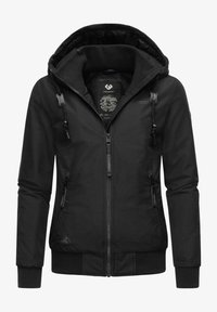 Vald, black