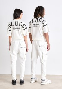 Carlo Colucci PANT UNISEX - Cargobroek - off-white