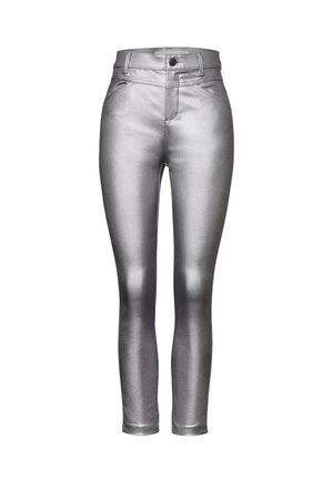Silberne metallische Skinny Jeans mit hoher Taille, featuring eine Frontknopfschließe, Gürtelschlaufen und einer glatten, glänzenden Textur.