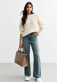 MOSS STITCH CREW-NECK - Pullover - off white