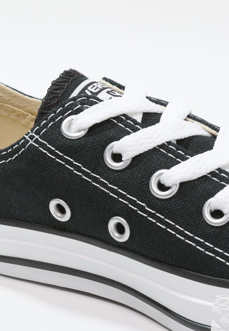 converse noir t38