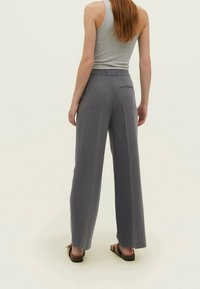 Stradivarius Pantaloni - silver-coloured