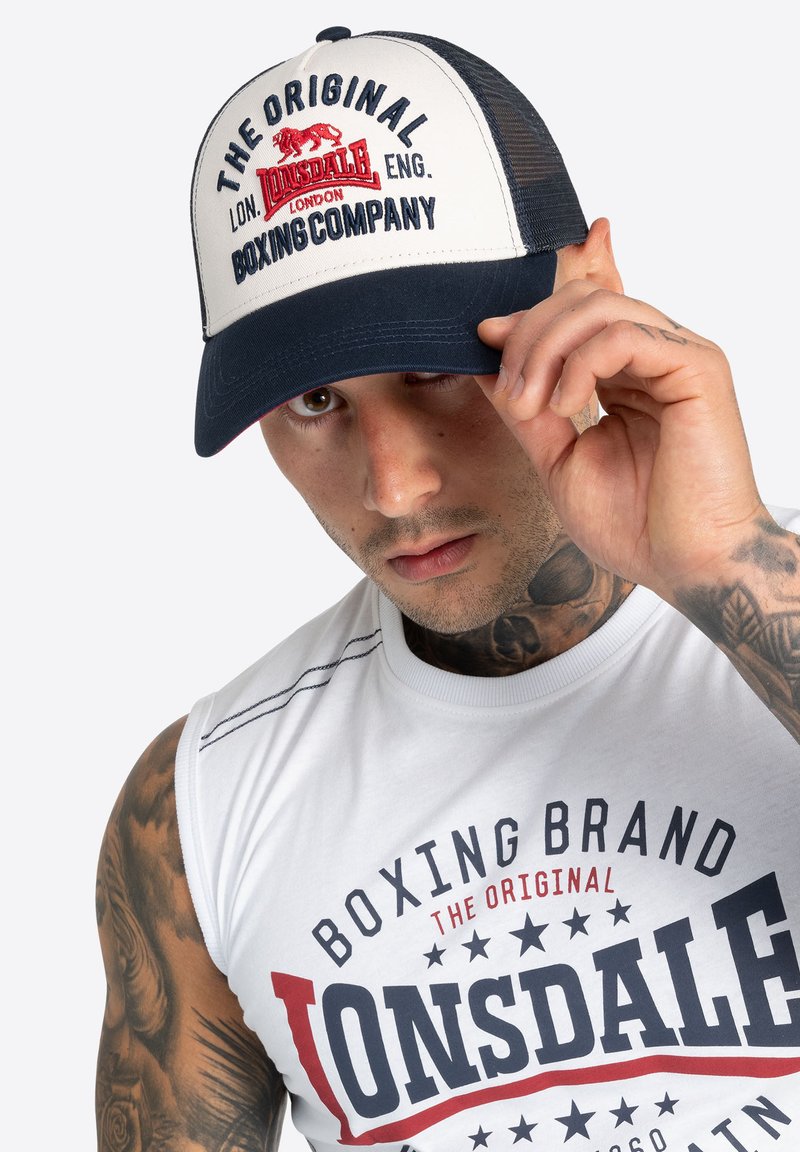 Lonsdale LARNE - Pet - ecru dark red dark navy