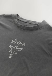 Next LICENSE REGULAR - Majica kratkih rukava s printom - charcoal grey nirvana