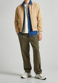 Pepe Jeans Chinosy