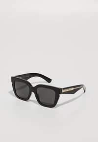 Selected, black