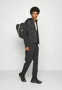 Houdini PACE LIGHT PANTS - Õuepüksid - true black