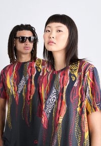 Carlo Colucci UNISEX - T-Shirt print - anthrazit