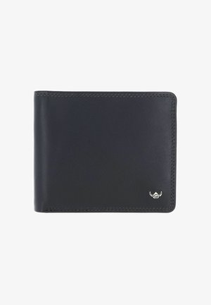 Portefeuille noir en cuir bifold avec bords cousus et petit emblème logo argenté dans le coin inférieur droit sur fond blanc.