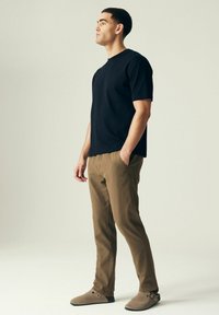 Next SLIM FIT LINEN ELASTICATED DRAWSTRING - Pantaloni - tan brown