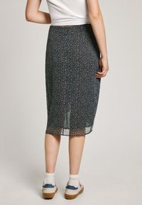 Pepe Jeans Zavinovací sukně - black