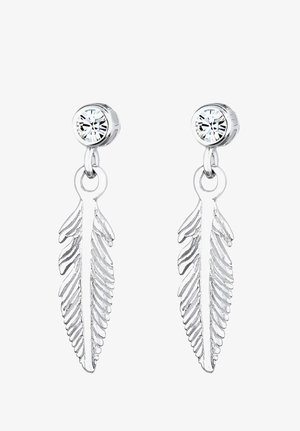 Zilveren oorbellen ontworpen als gedetailleerde veren, met een ronde kristalaccent aan de bovenkant. De gestructureerde oppervlakte verhoogt de visuele aantrekkingskracht.