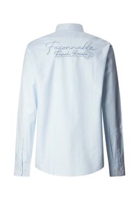 Chemise à rayures bleues claires à manches longues avec poignets boutonnés et texte brodé "Faconnable French Riviera" sur le haut du dos.