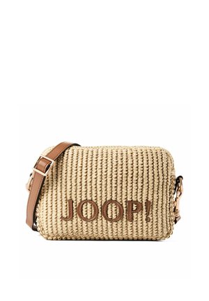 Bolso bandolera beige tejido con correa de cuero marrón ajustable y logo "JOOP!" bordado en el frente.
