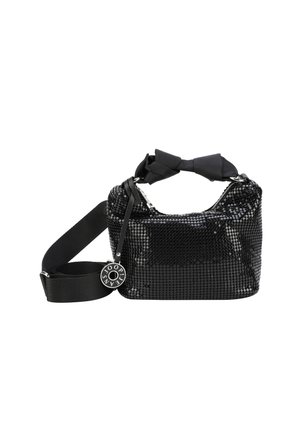 Borsa a mano nera in paillettes con design testurizzato, forma curva, manico in morbida nastro e tracolla regolabile, con accento a logo circolare.