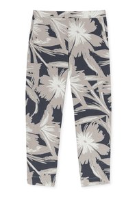 Leggings mit einem floralen Muster, das große cremefarbene und graue Blumen auf einem dunklen Marinehintergrund zeigt, aus einem weichen, dehnbaren Stoff gefertigt.