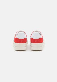 adidas Originals GAZELLE BOLD - Trainers - red/white