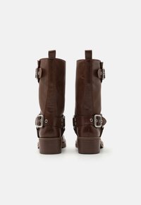 Steve Madden EN ROUTE - Botas camperas - brown