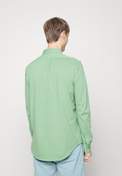 Polo Ralph Lauren FEATHERWEIGHT SHIRT - Camisa - outback green