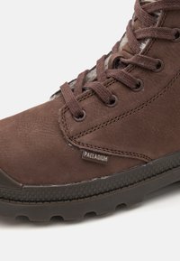 Palladium PAMPA HI ZIP  - Zimní obuv - brown