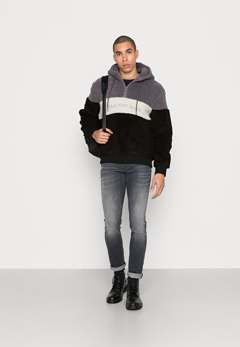 Calvin Klein Jeans BLOCKING HOODIE - Hoodie - black - Zalando.ie