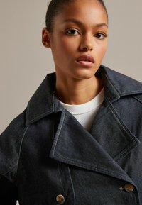 Next REGULAR FIT - Teksajakk - rinse blue