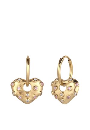 Boucles d'oreilles créoles en forme de cœur en or ornées de pierres précieuses alternant rose et transparent sur fond blanc.