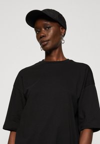 Even&Odd Tall 2 PACK - Pamata T-krekls - blue/black