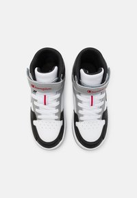 Champion RD18 2.0 MID B PS UNISEX - Basketballsko - white/grey/new black