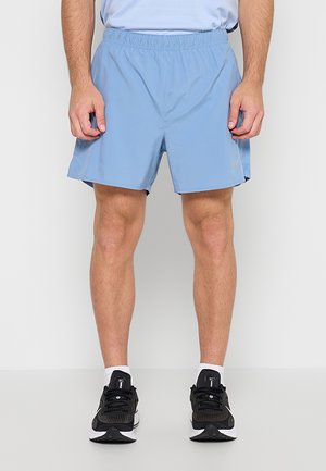 Nike Performance, M NK DF CHLNGR 5IN 2IN1 SHORT - Pantalón corto de deporte - work blue-work blue-reflective silv