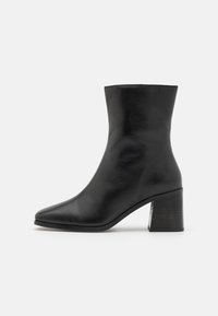 LEATHER - Klassiset nilkkurit - black