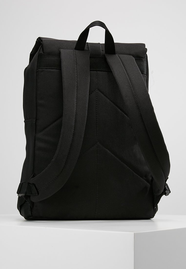 TOM TAILOR SIMON Ryggsäck blacksvart Zalando.se TOM TAILOR SIMON Ryggsäck blacksvart Zalando.se