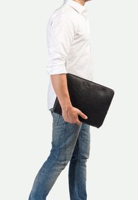 Burkely FUNDAMENTALS ANTIQUE AVERY 13.3 inch - Laptoptas - black