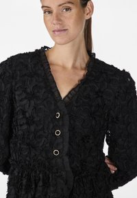 YAS YASFLERA - Camicetta - black