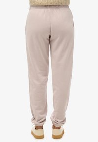 Superdry & Co VINTAGE WASHED GRAPHIC JOGGER - Trainingsbroek - cloud grey