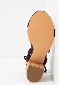 Even&Odd Sandales - brown