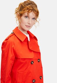 Amber & June Blazer - rot