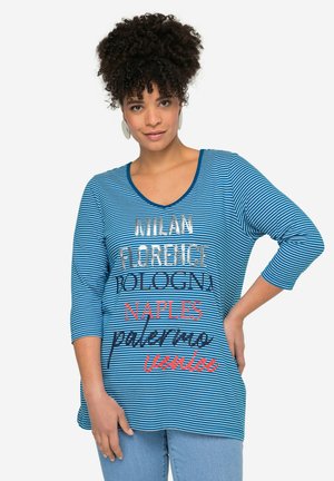 STRIPED 3/4-SLEEVE V-NECK WITH INSCRIPTION - Långärmad tröja - azure