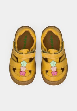 OLLIE - Baby shoes - dark yellow