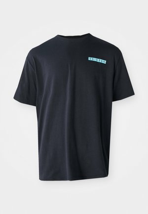 Svart bomulls t-skjorte med korte ermer, rund hals og en turkis grafisk logo på venstre bryst. Glatt tekstur, avslappet passform.