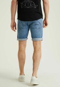 CHASIN' Denim shorts - blue denim