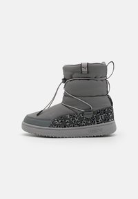 Puma SNOWBAE ANIMAL - Snowboots  - mineral gray/black