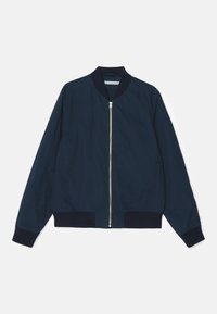Thumbnail Image 6