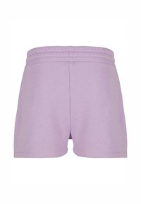 Shorts décontractés couleur lilas avec une taille élastique et une couture simple, vus de dos sur un fond blanc.