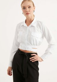 Herita SHIRRED  - Blus - white