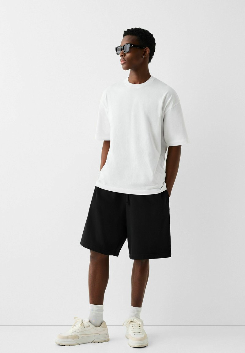 Bershka Shorts zwart Bershka Shorts zwart