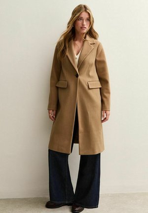 Cappotto classico - camel