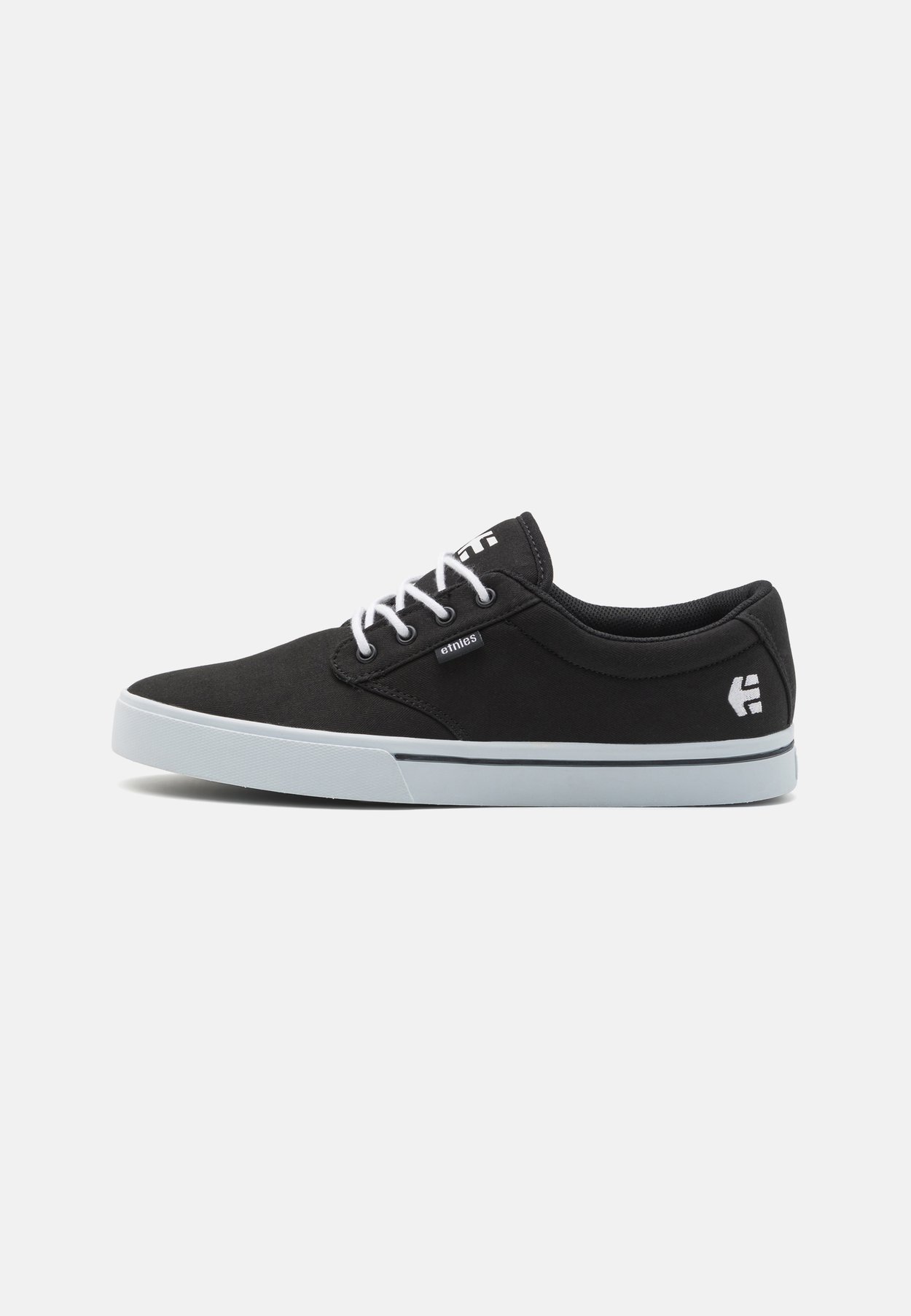 Sneaker low